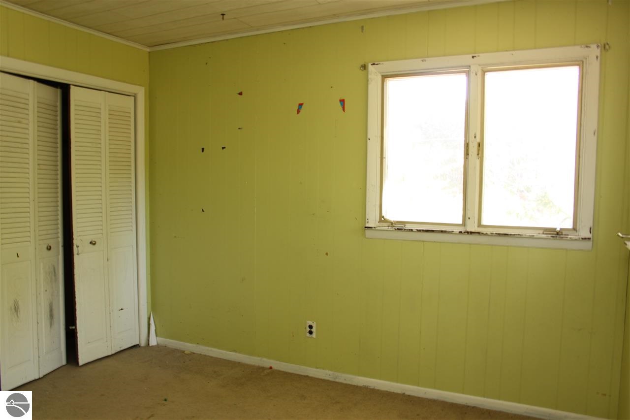 9554 Covey Road Beulah, MI 49617 - Photo 18 of 31 1778613-17.JPG