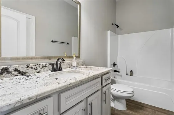 $2,100 | 573 Eagle Loop, Covington, LA 70433