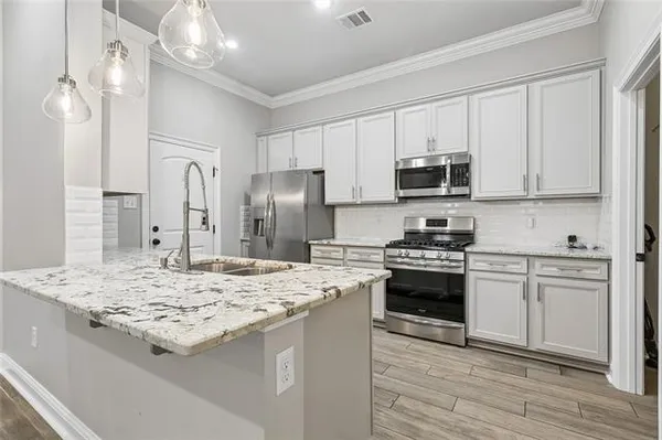 $2,100 | 573 Eagle Loop, Covington, LA 70433