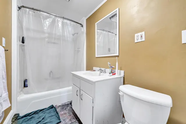 $255,000 | 415 East Maple Street, Appleton, WI 54915