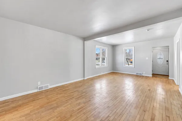 $255,000 | 415 East Maple Street, Appleton, WI 54915