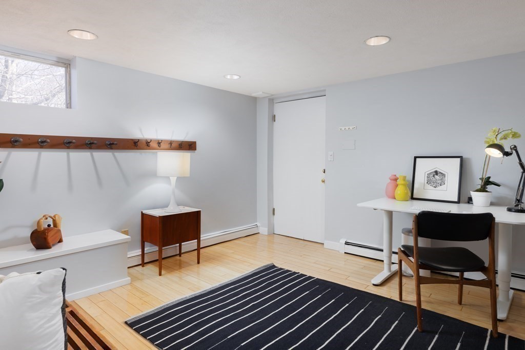 24 Jordan Road Brookline, MA 02446 - Photo 16 of 27 a workspace with furniture