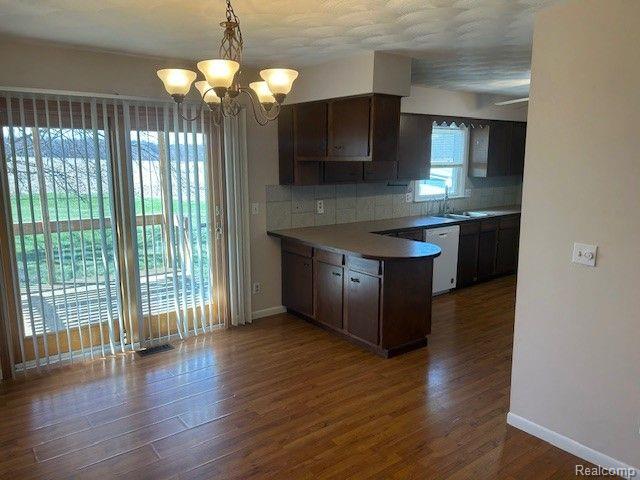 8233 West Iosco Road Fowlerville, MI 48836 - Photo 4 of 16