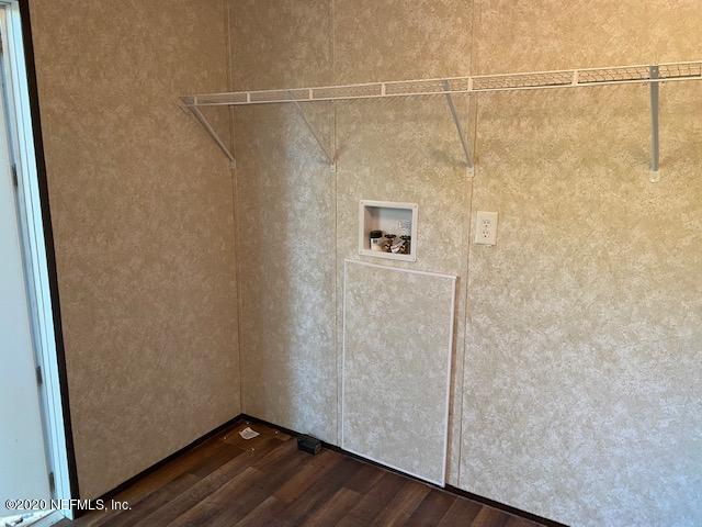54311 Heron Road Callahan, FL 32011 - Photo 20 of 36 a view of a small room