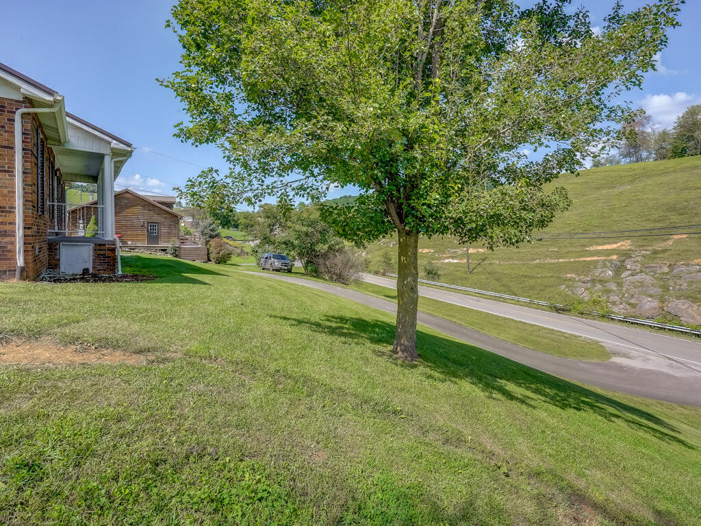 12282 New Garden Road Honaker, VA 24260 - Photo 12 of 47 12282 New Garden Rd MLS013