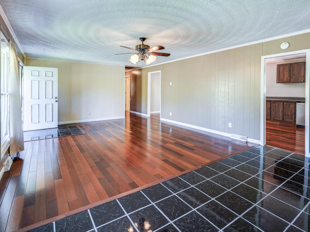12282 New Garden Road Honaker, VA 24260 - Photo 29 of 47 12282 New Garden Rd MLS030