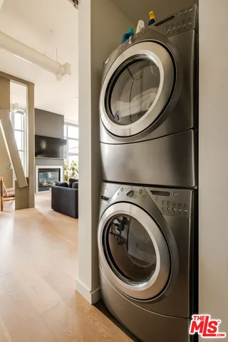 $889,000 | 1912 Broadway, Unit 205, Santa Monica, CA 90404