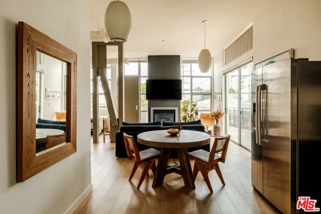 $889,000 | 1912 Broadway, Unit 205, Santa Monica, CA 90404