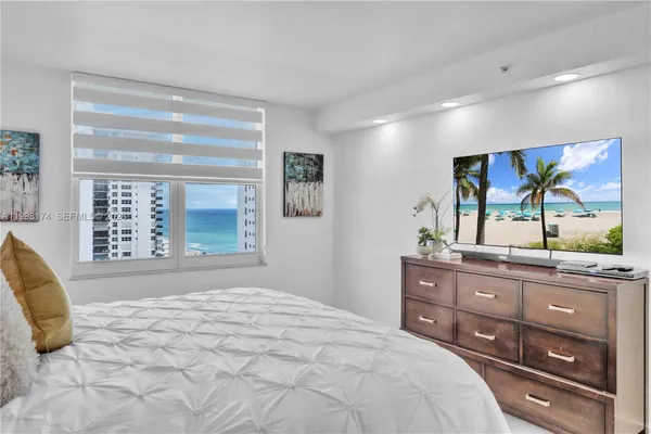 $3,200 | 2501 South Ocean Drive, Unit PH38(SEPTEMBER 7), Hollywood, FL 33019