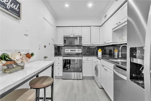 $3,200 | 2501 South Ocean Drive, Unit PH38(SEPTEMBER 7), Hollywood, FL 33019