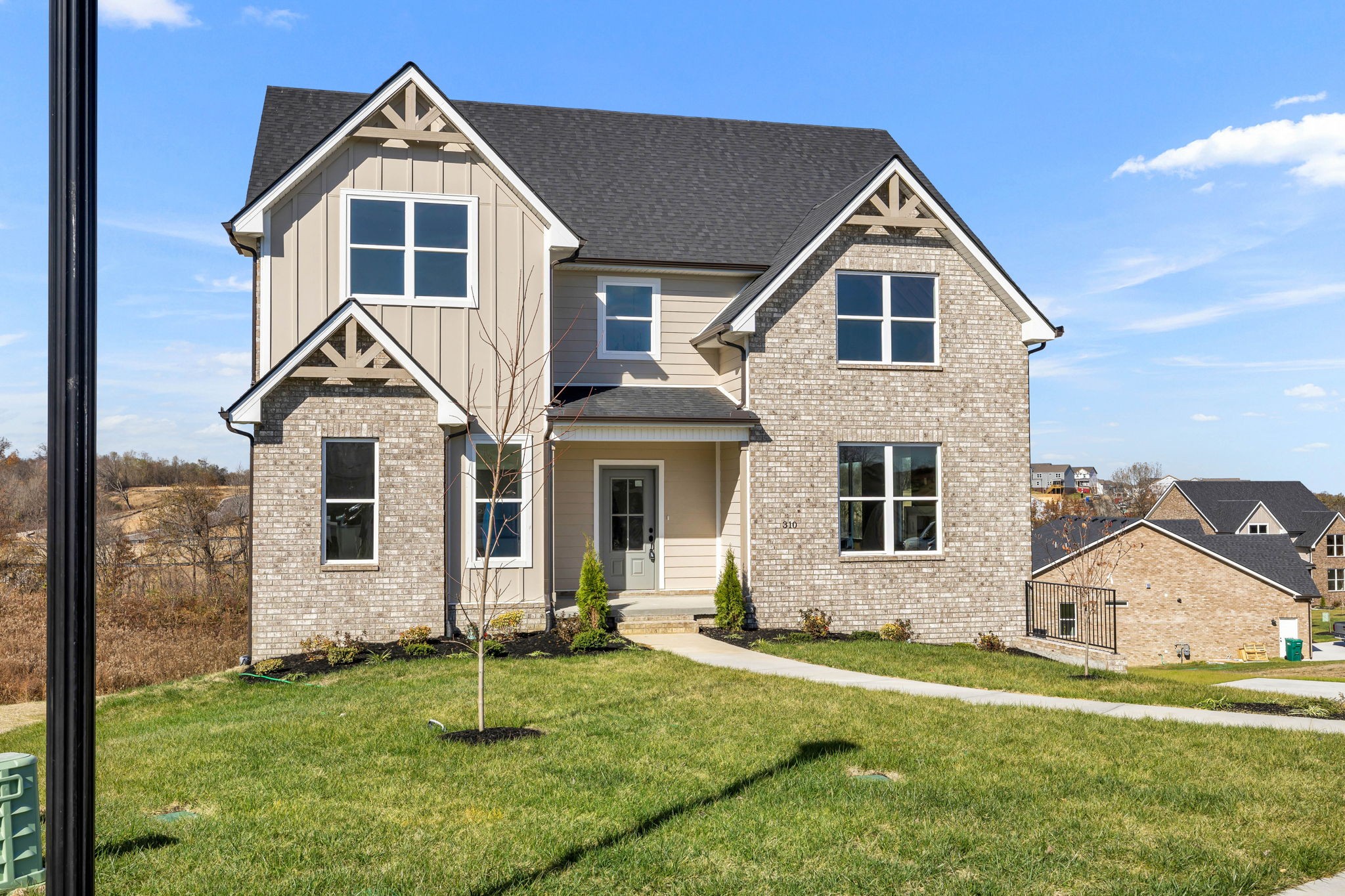 310 Chimney Ridge La Vergne, TN 37086 - Photo 2 of 43 Gallery Image 2
