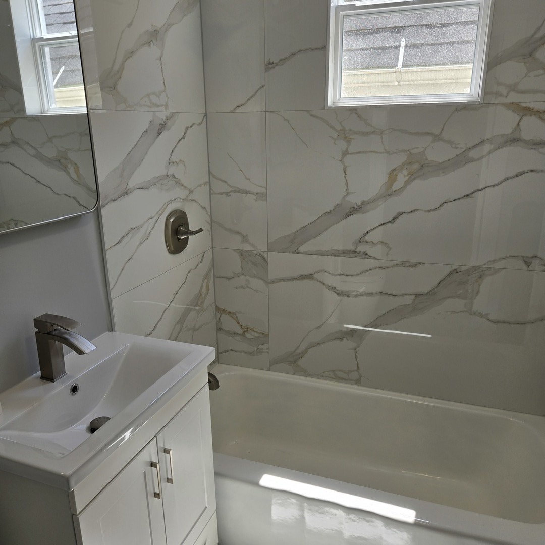 4137 North Bernard Street, Unit 2 Chicago, IL 60618 - Photo 6 of 10