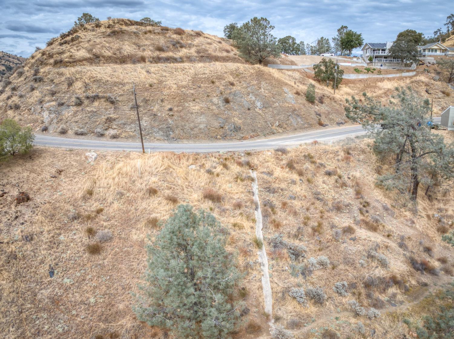 28277 Sky Harbour Road Friant, CA 93626 - Photo 4 of 11 Gallery Image 4