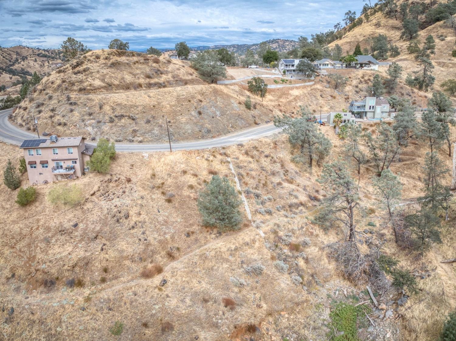 28277 Sky Harbour Road Friant, CA 93626 - Photo 5 of 11 Gallery Image 5