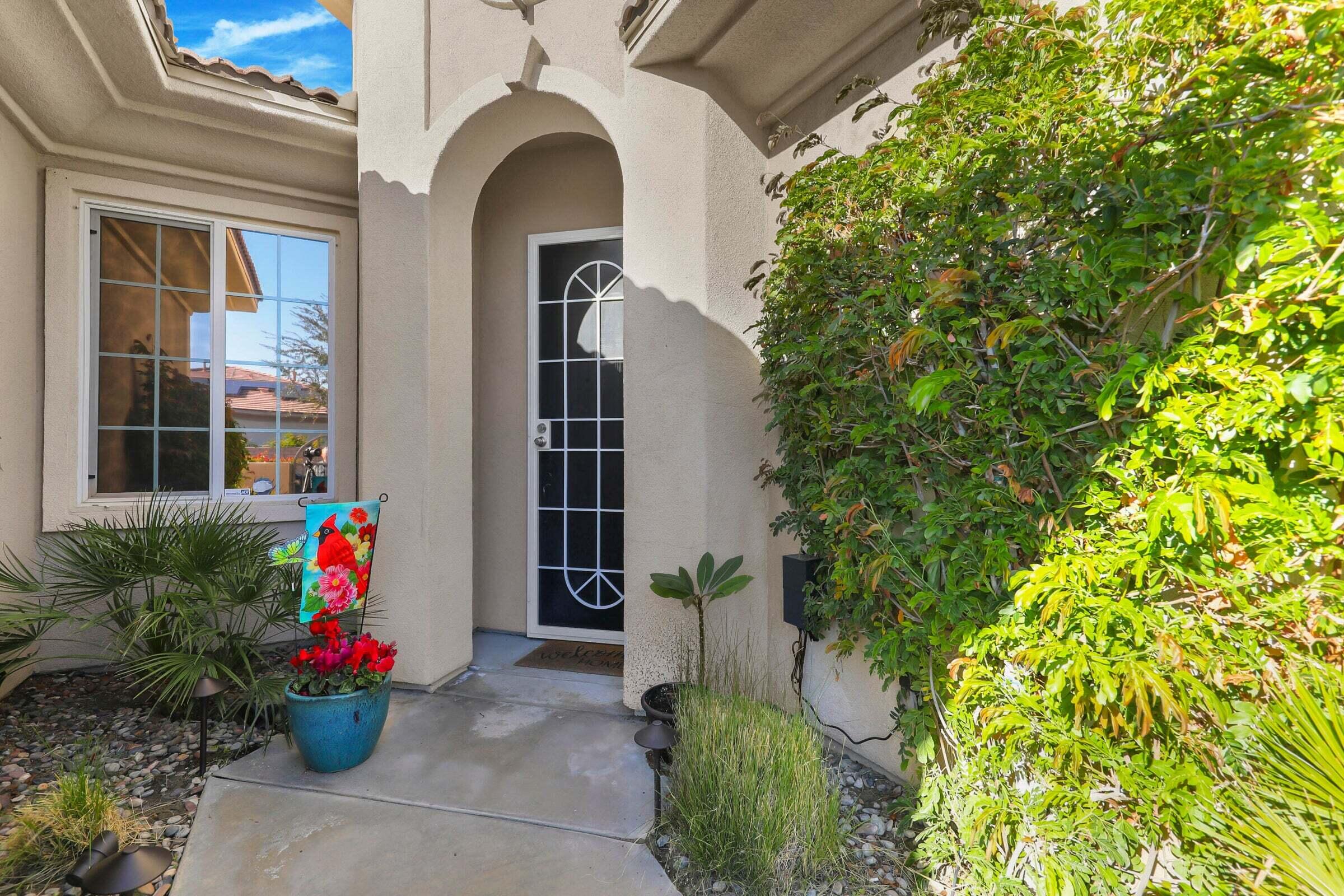 53 Via Del Rossi Rancho Mirage, CA 92270 - Photo 3 of 48 IMG_1557