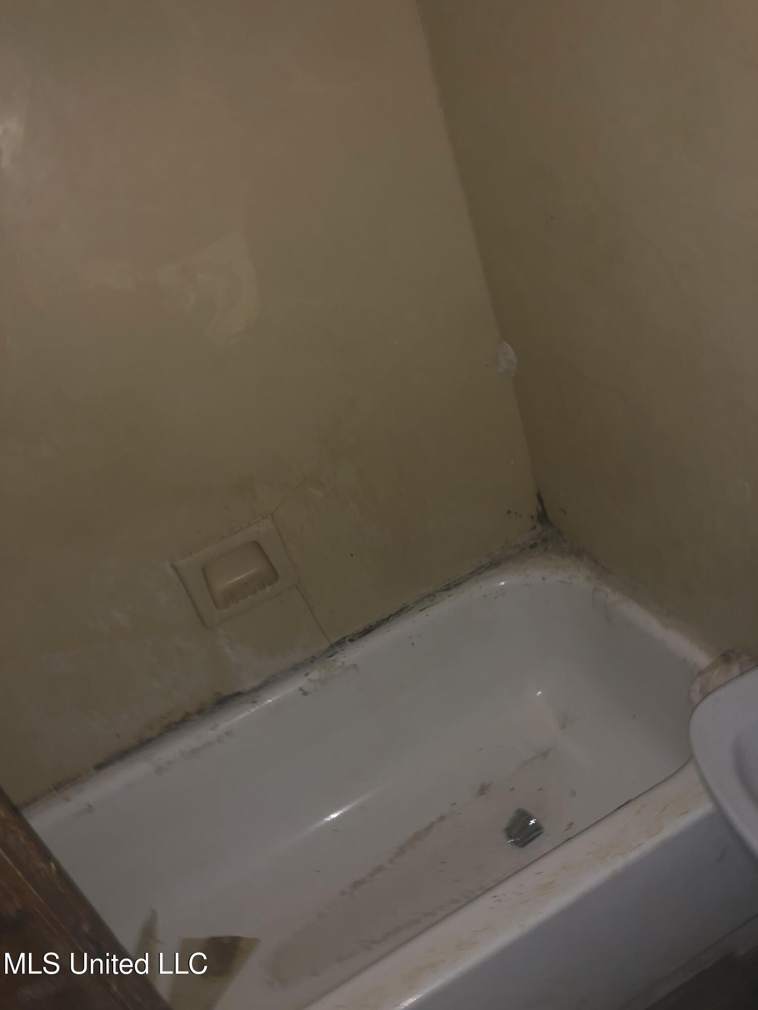 4080 Lake Road Jackson, MS 39212 - Photo 24 of 25 Lake rd-24