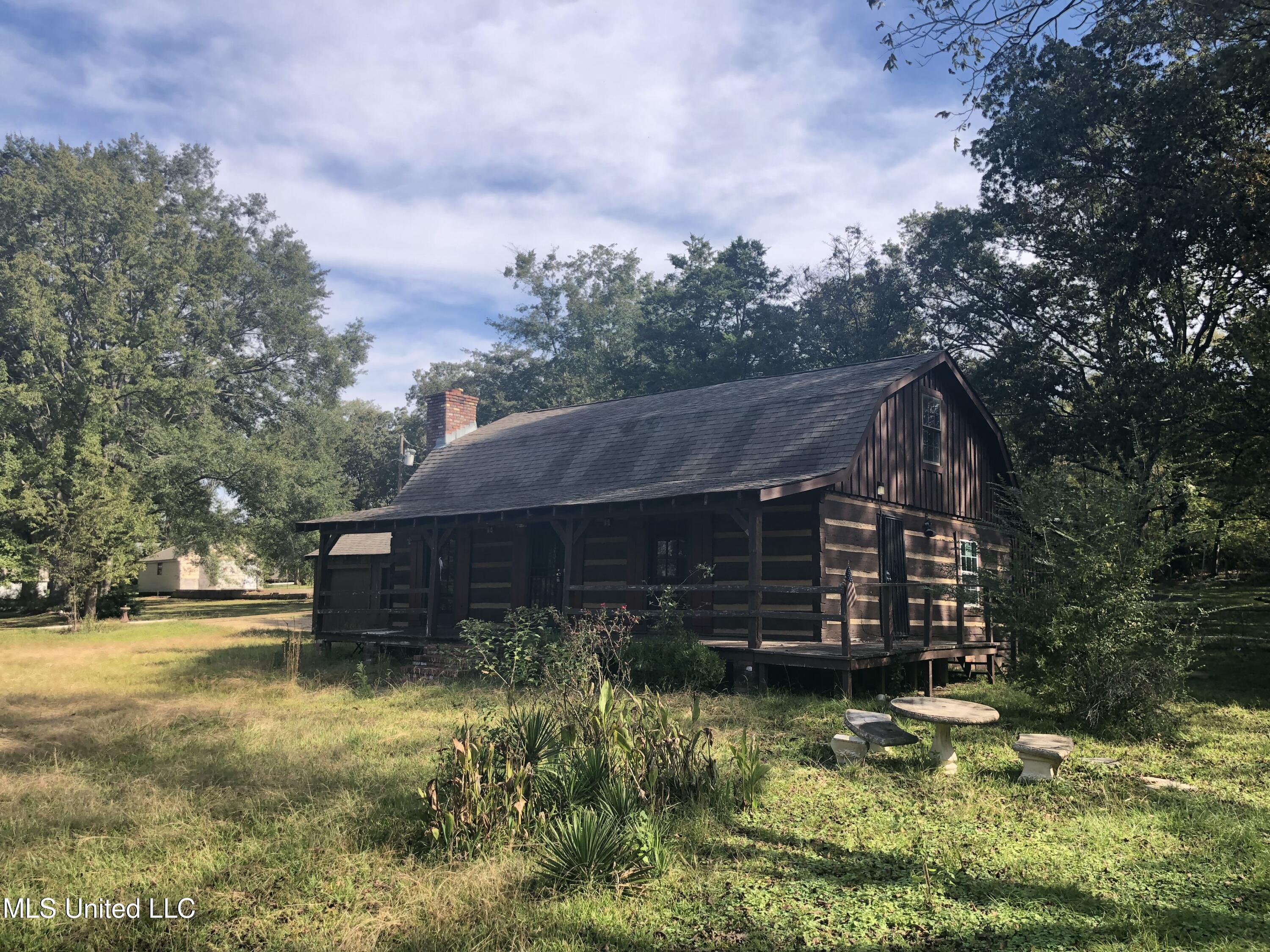 4080 Lake Road Jackson, MS 39212 - Photo 3 of 25 Lake rd-3 - Copy (2)
