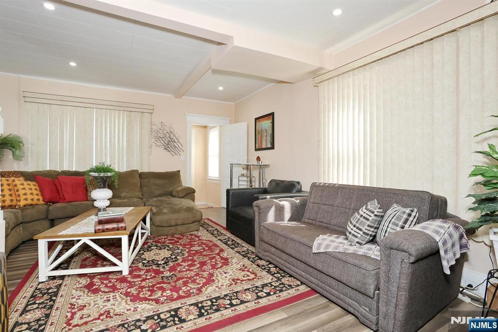 150 Pleasant Avenue Englewood, NJ 07631 - Photo 5 of 46