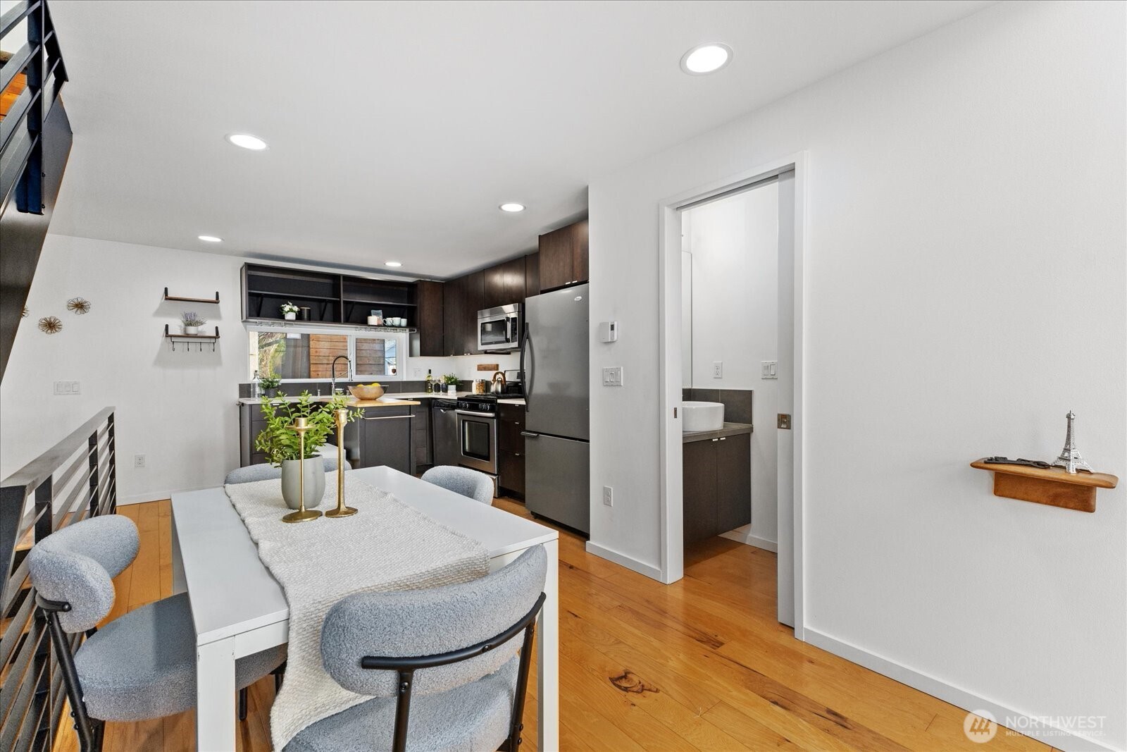 3646 36th Avenue South, Unit A Seattle, WA 98144 - Photo 12 of 34