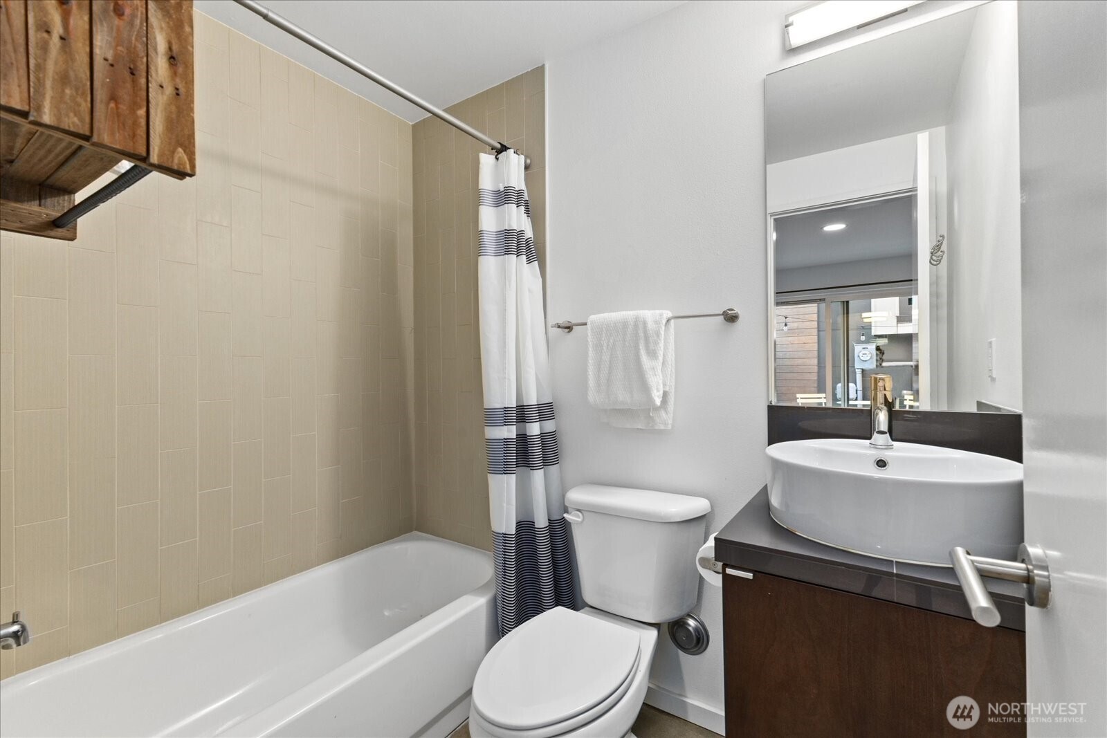 3646 36th Avenue South, Unit A Seattle, WA 98144 - Photo 7 of 34