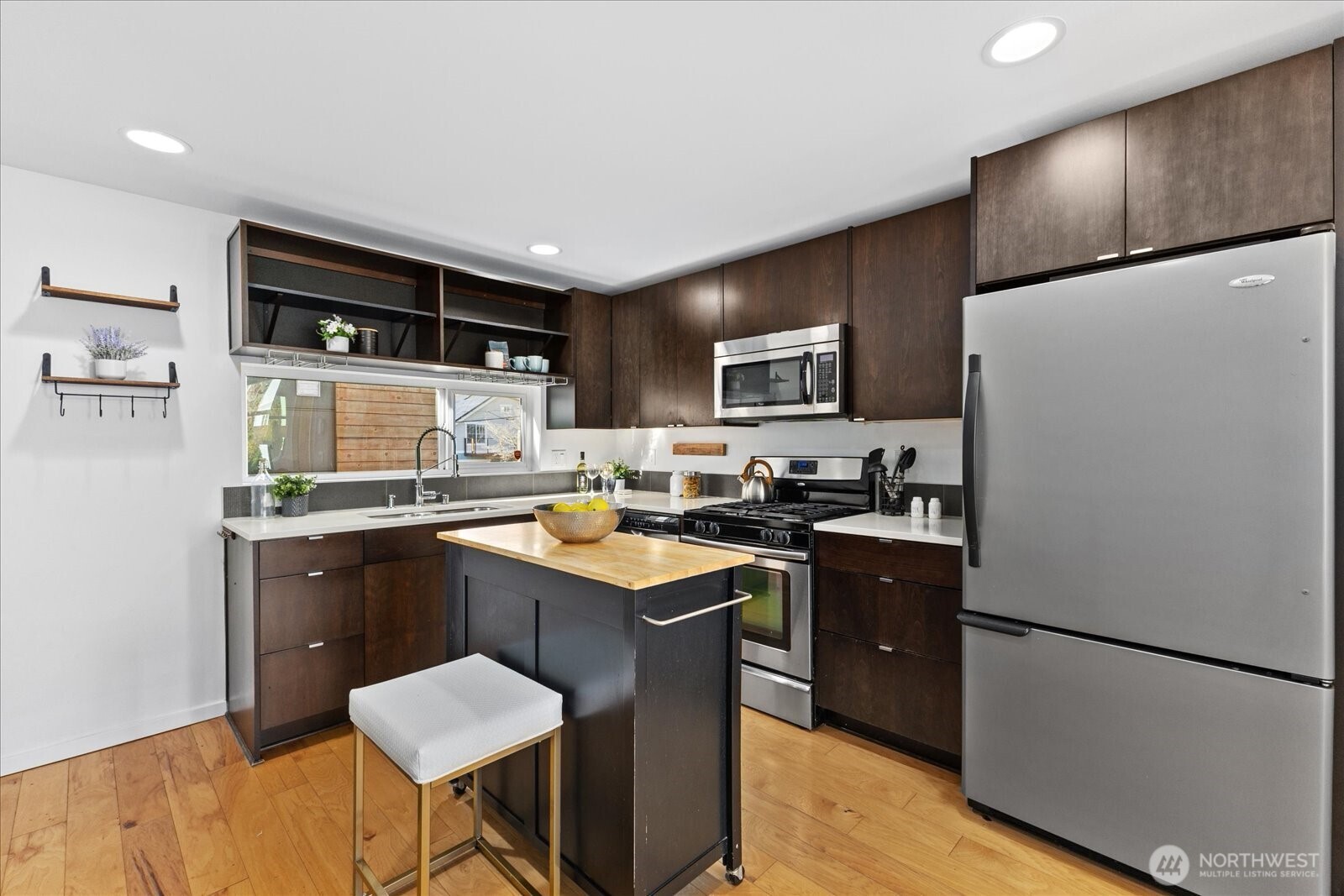3646 36th Avenue South, Unit A Seattle, WA 98144 - Photo 9 of 34