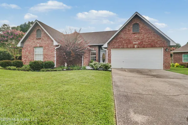 $319,900 | 15385 Lakeview Court, Gulfport, MS 39503