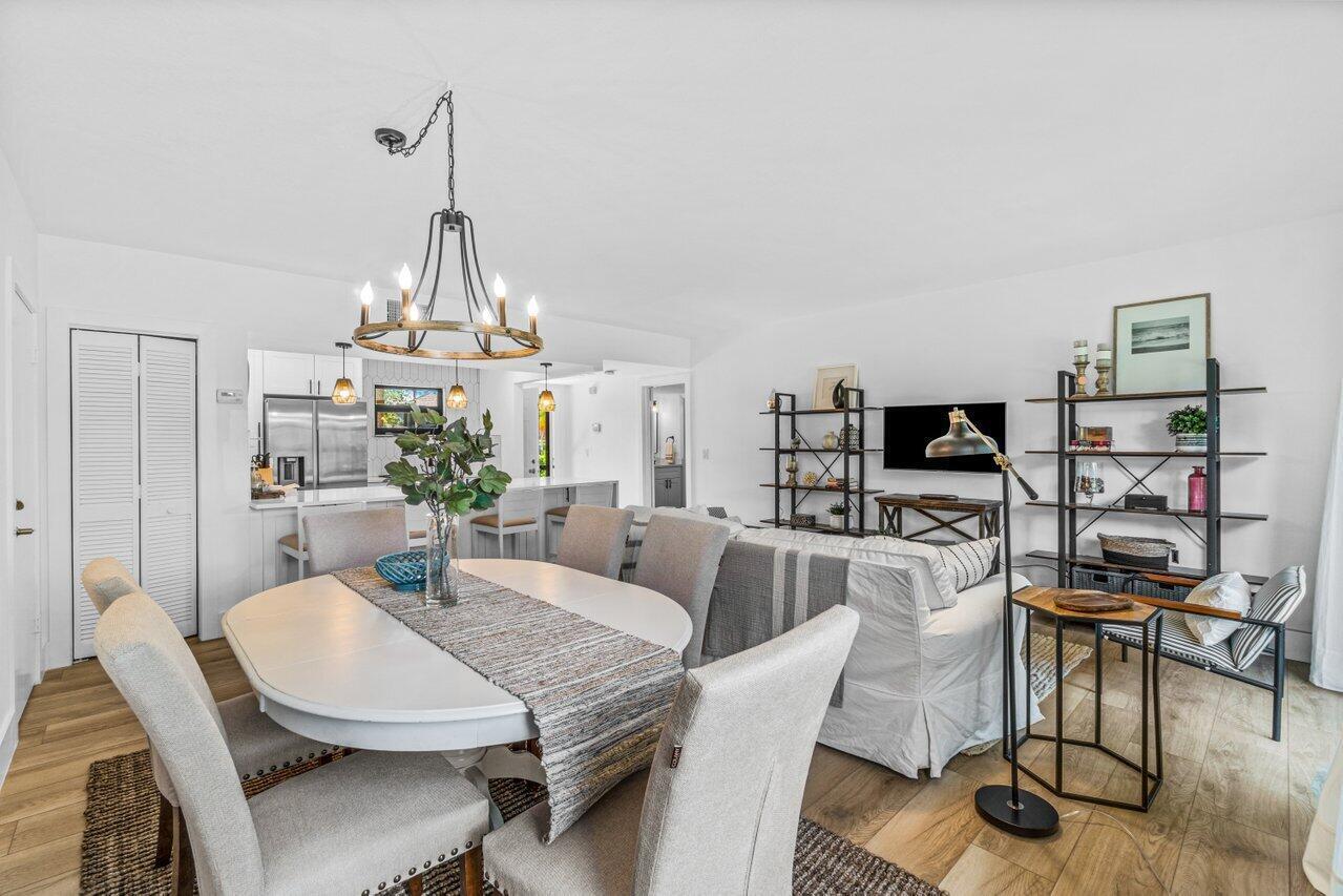 13334 Polo Club Road, Unit 206 Wellington, FL 33414 - Photo 2 of 52 Dining area