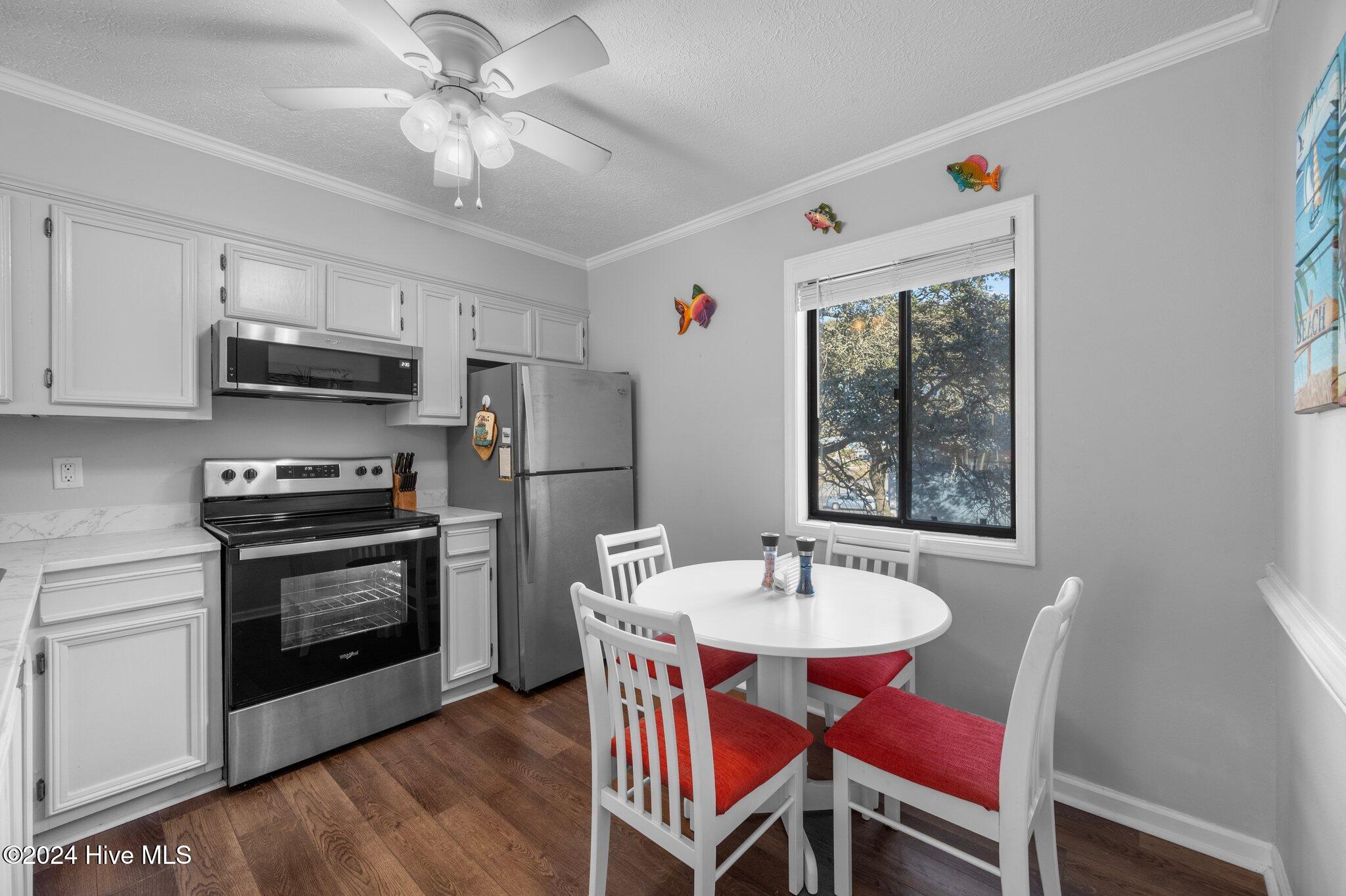 2240 New River Inlet Road, Unit 230 North Topsail Beach, NC 28460 - Photo 13 of 46 large-0193c059-3438-73fe-89d2-27d53891c3