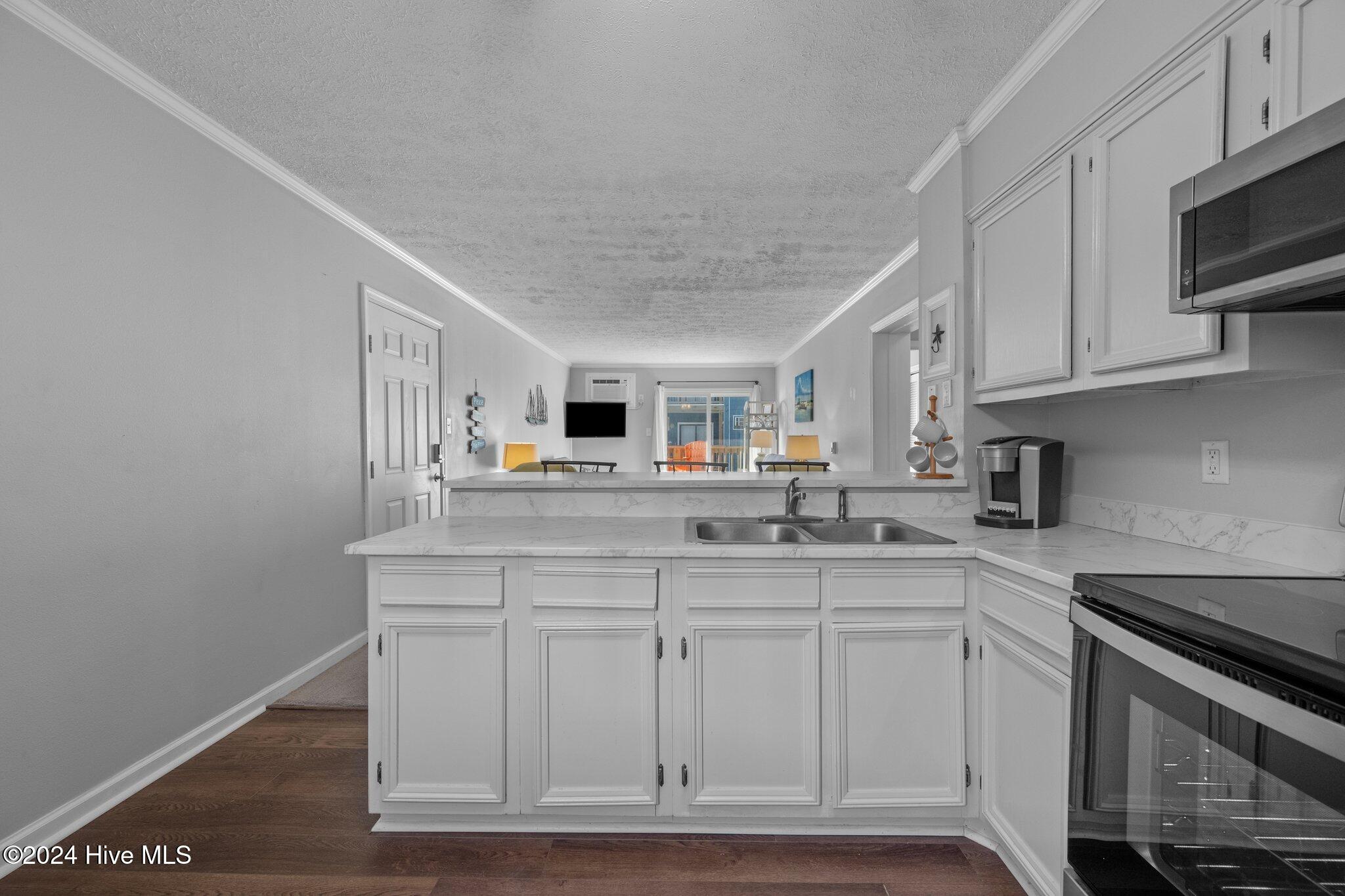 2240 New River Inlet Road, Unit 230 North Topsail Beach, NC 28460 - Photo 16 of 46 large-0193c059-34a6-737b-bf7e-e37f79cd0d