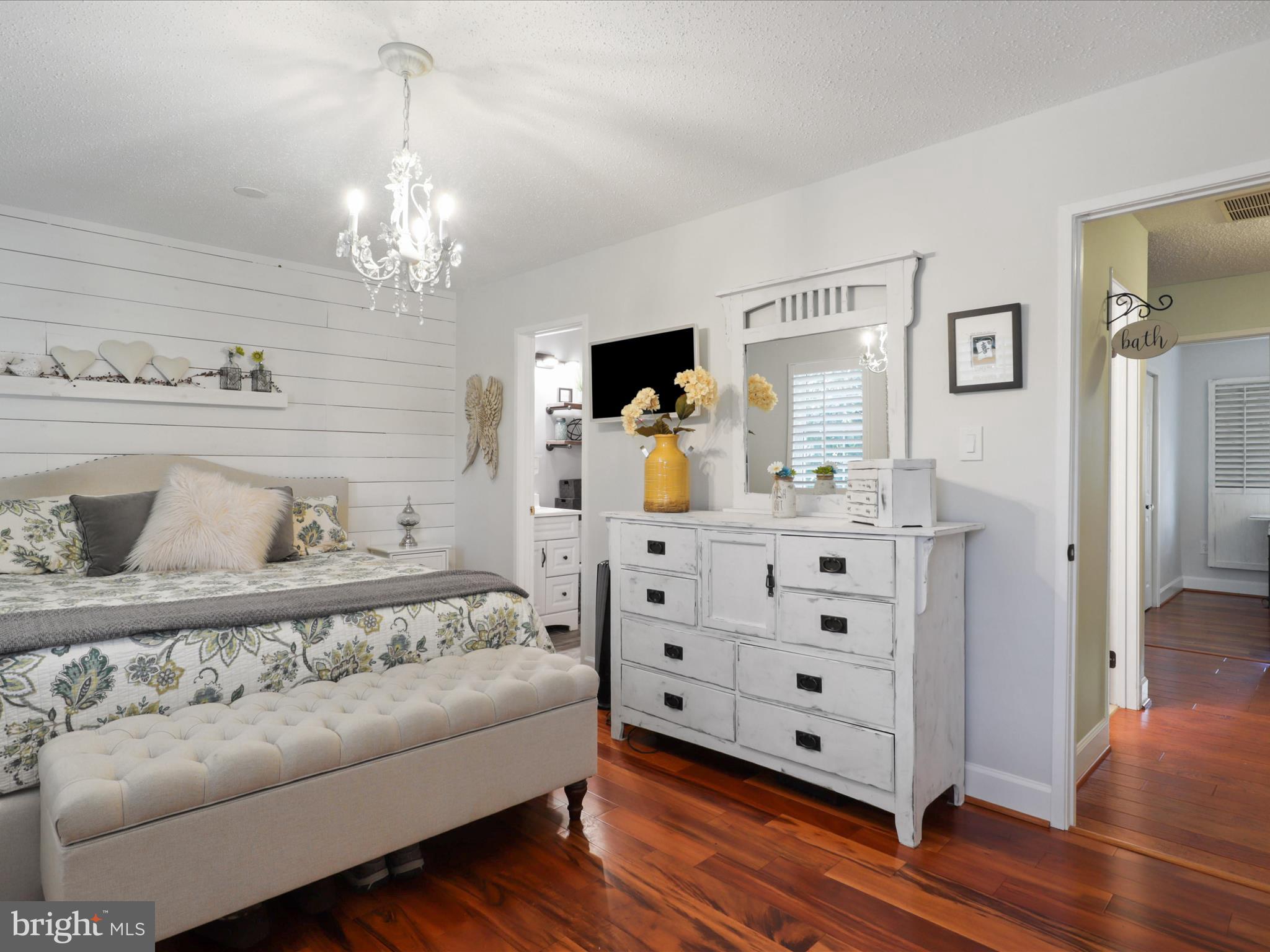 2422 Ridgehampton Court Reston, VA 20191 - Photo 19 of 43
