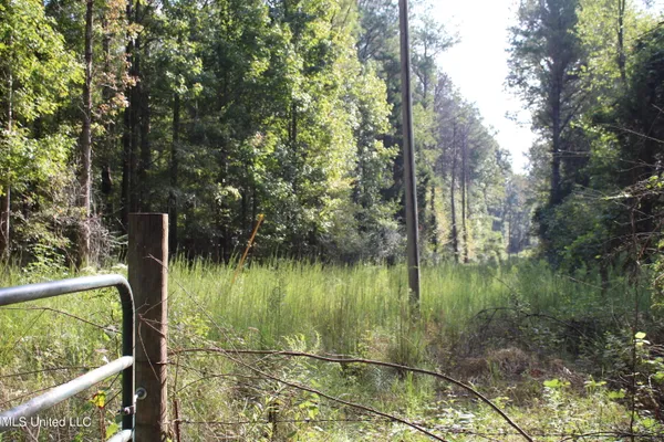 $125,235 | 524 Davis Crossing Road, Canton, MS 39046