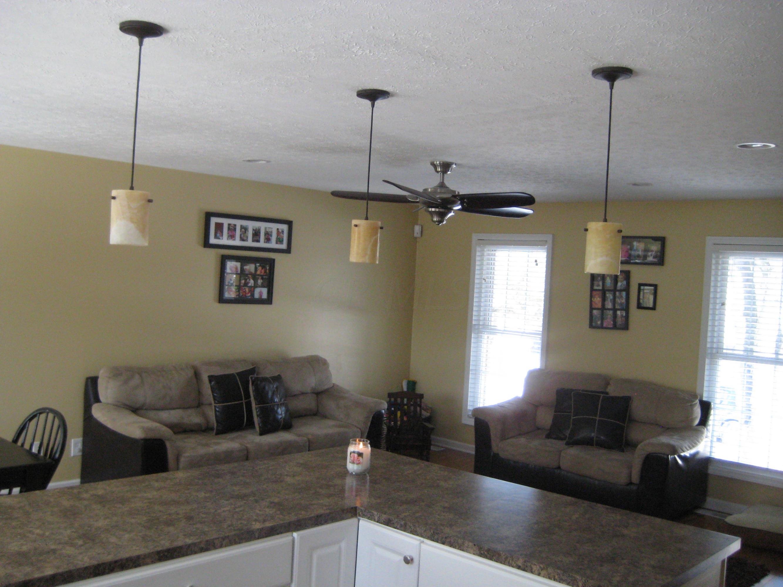 207 Chapelfield Road Columbus, OH 43230 - Photo 10 of 33 Gallery Image 10