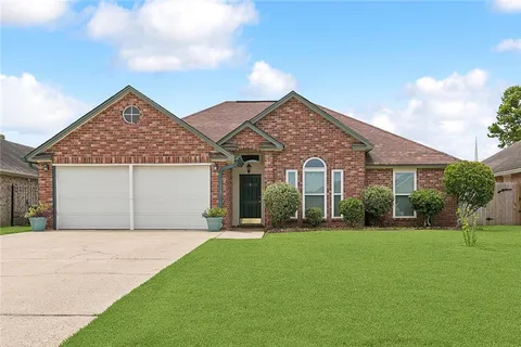 $265,000 | 27 Sandpiper Drive, Laplace, LA 70068
