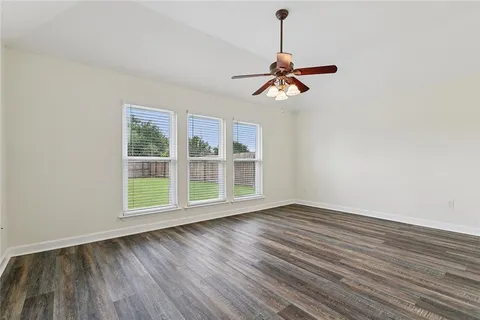 $265,000 | 27 Sandpiper Drive, Laplace, LA 70068