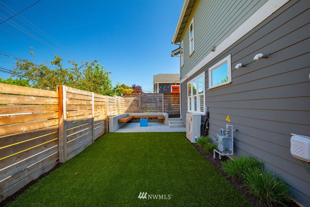 700 North 76th Street Seattle, WA 98103 - Photo 25 of 32 Gallery Image 25