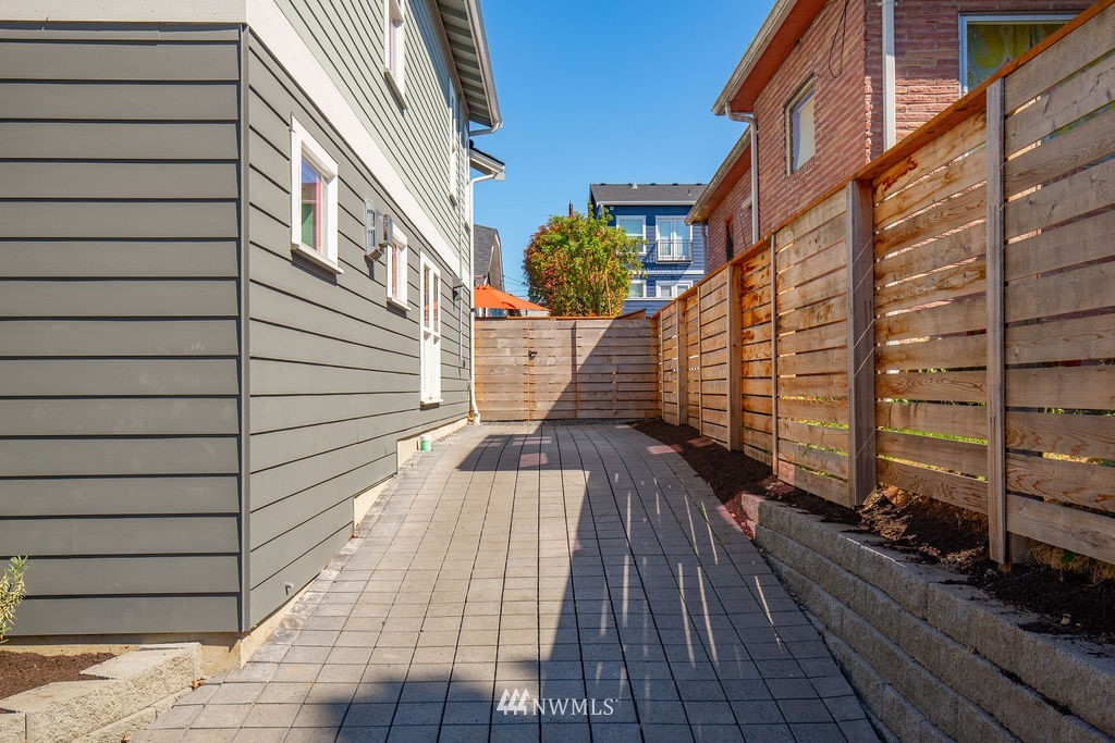 700 North 76th Street Seattle, WA 98103 - Photo 26 of 32 Gallery Image 26