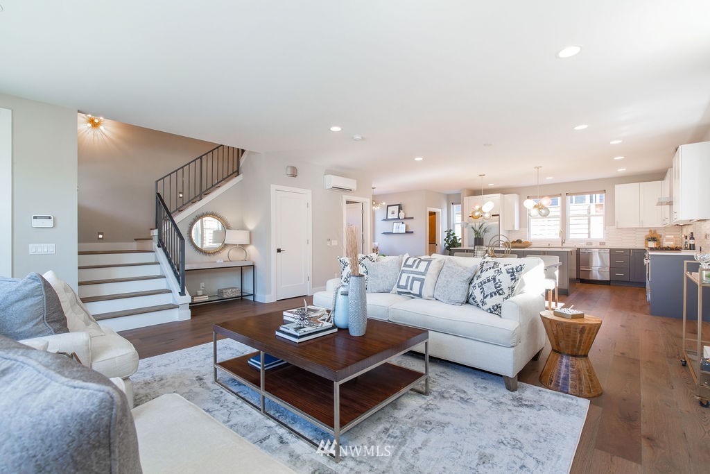 700 North 76th Street Seattle, WA 98103 - Photo 5 of 32 Gallery Image 5