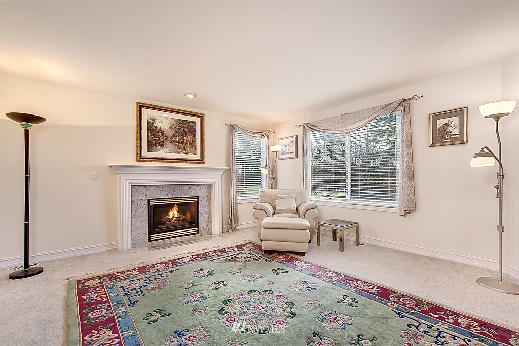14521 144th Place Southeast Renton, WA 98059 - Photo 2 of 16 Gallery Image 2