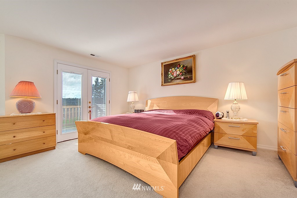 14521 144th Place Southeast Renton, WA 98059 - Photo 11 of 16 Gallery Image 11