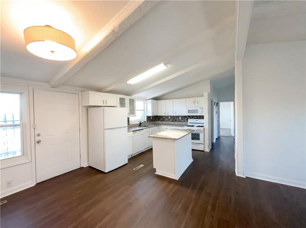 9509 Grandview Road Kansas City, MO 64137 - Photo 8 of 15