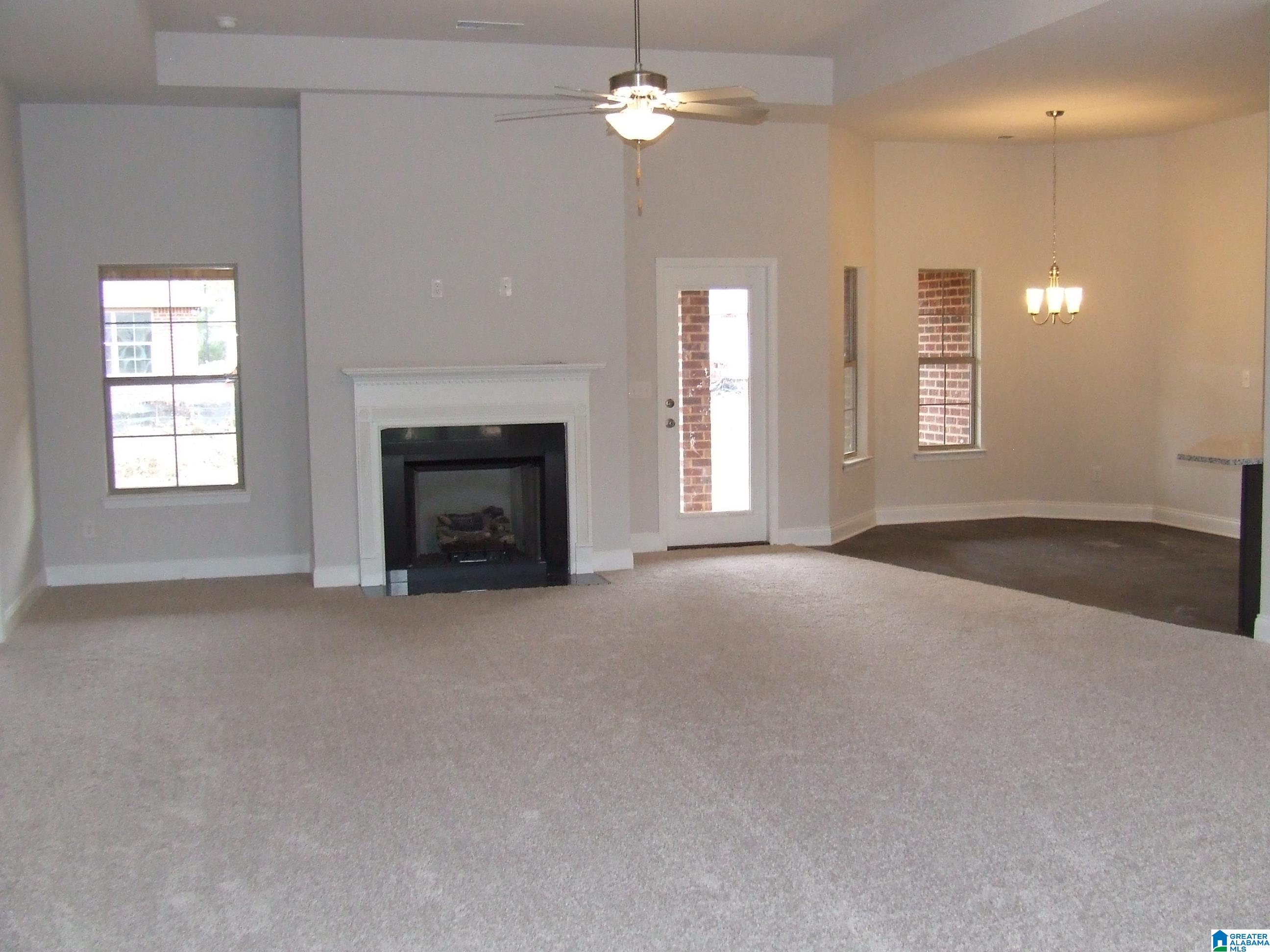 422 Harless Lane Alabaster, AL 35007 - Photo 2 of 14