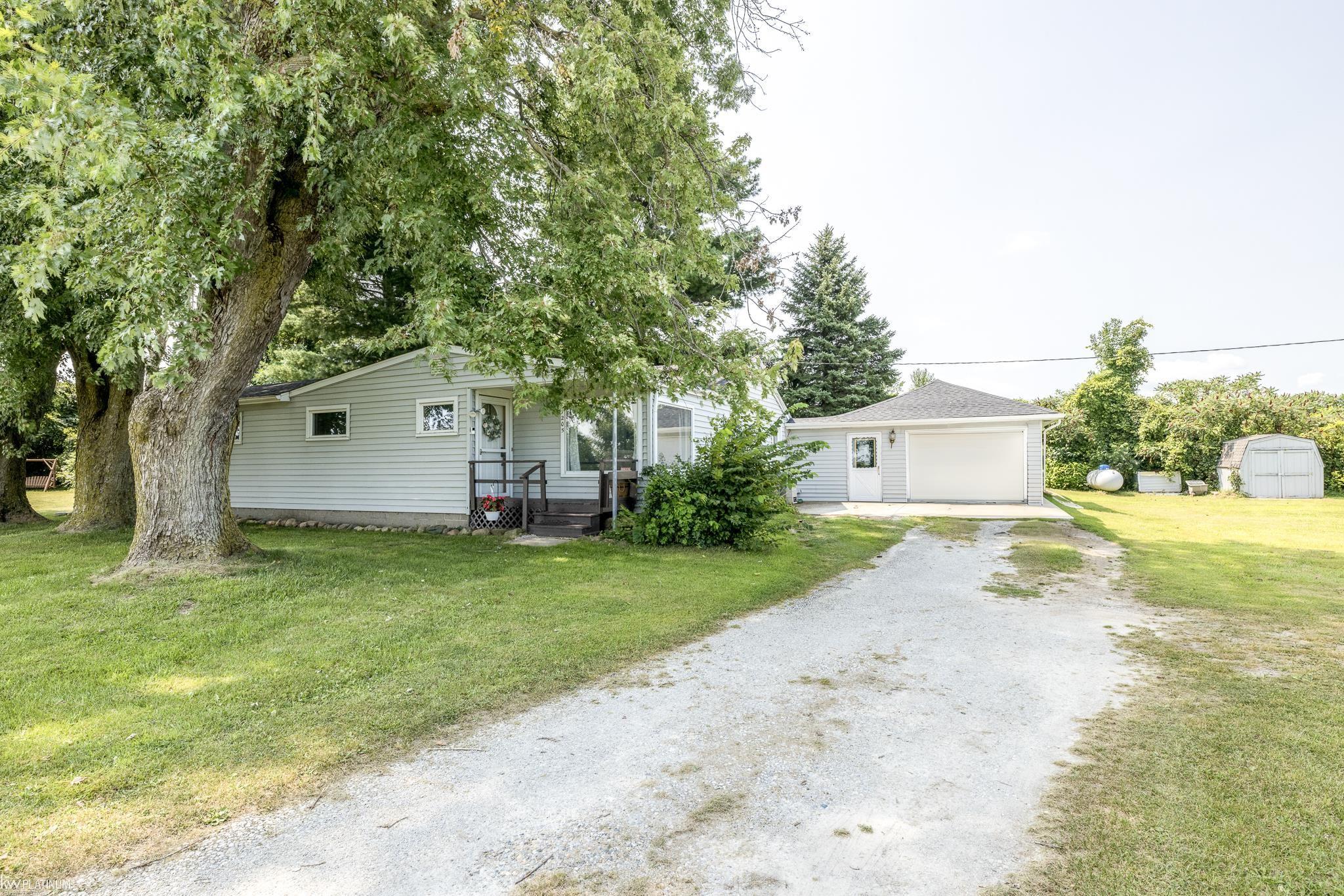 7205 Vincent Road Jeddo, MI 48032 - Photo 1 of 27