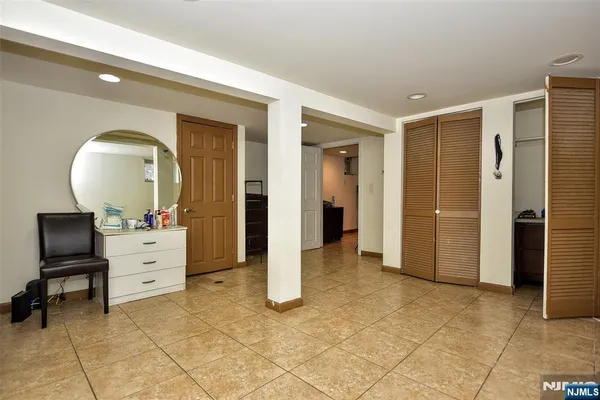 $580,000 | 423 North 8th Street, Fairview, NJ 07022
