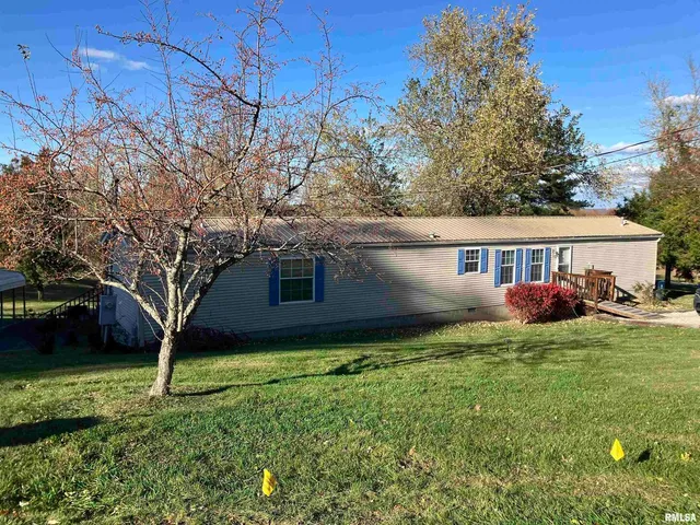 $147,000 | 557 Twin Oaks Drive, Cobden, IL 62920