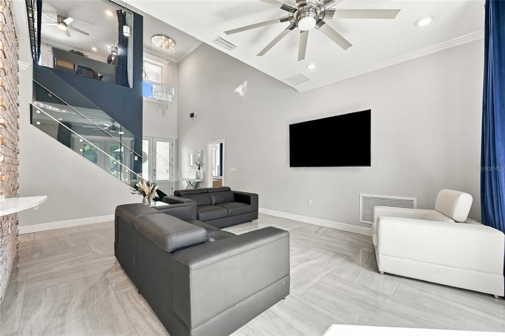 416 West Socrum Loop Road Lakeland, FL 33809 - Photo 9 of 58 Gallery Image 9