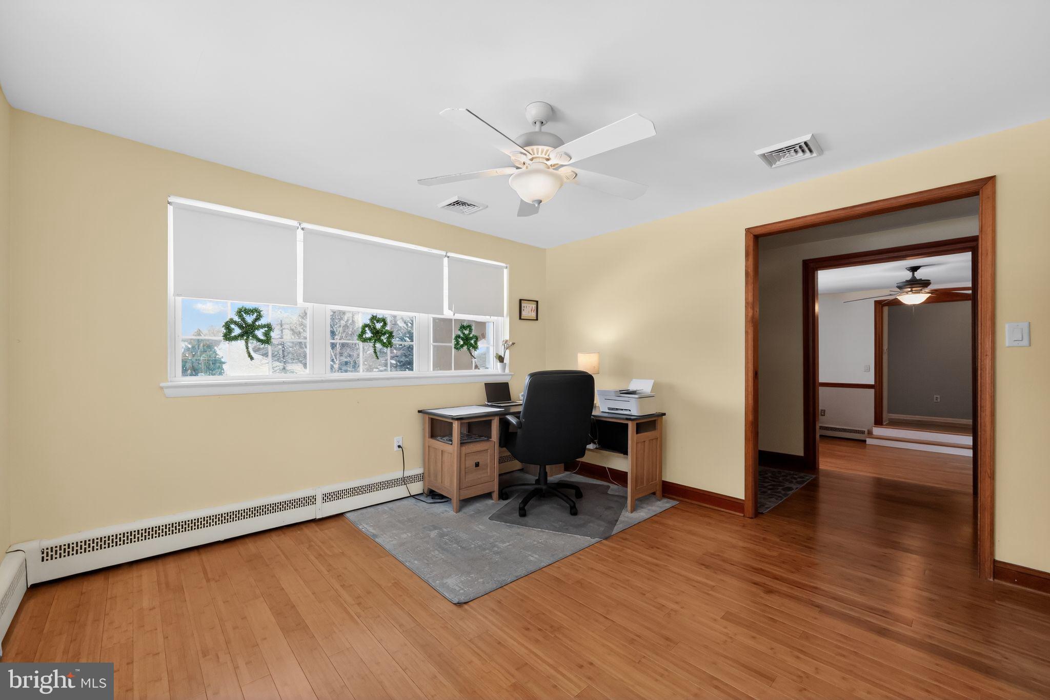 3206 Manor Road Huntingdon Valley, PA 19006 - Photo 24 of 37 a workspace with wooden floor