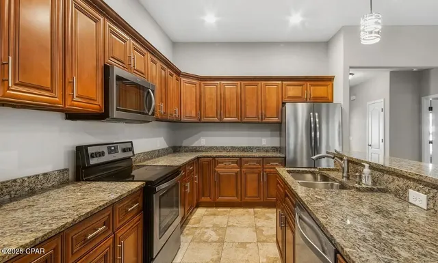 $2,800 | 102 Pura Vida Court, Panama City Beach, FL 32413