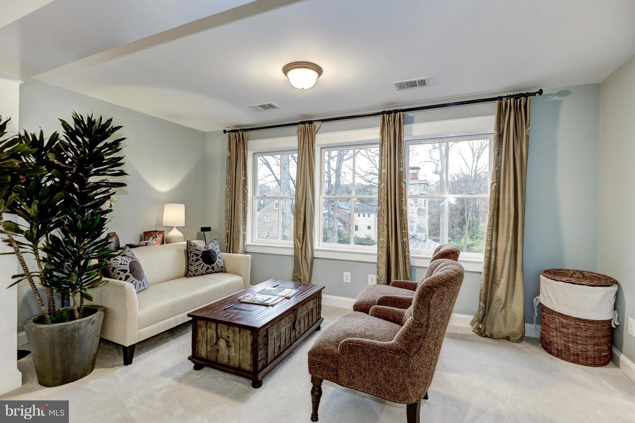 1901 Kirby Road McLean, VA 22101 - Photo 18 of 29 Master Sitting Room w/large windows