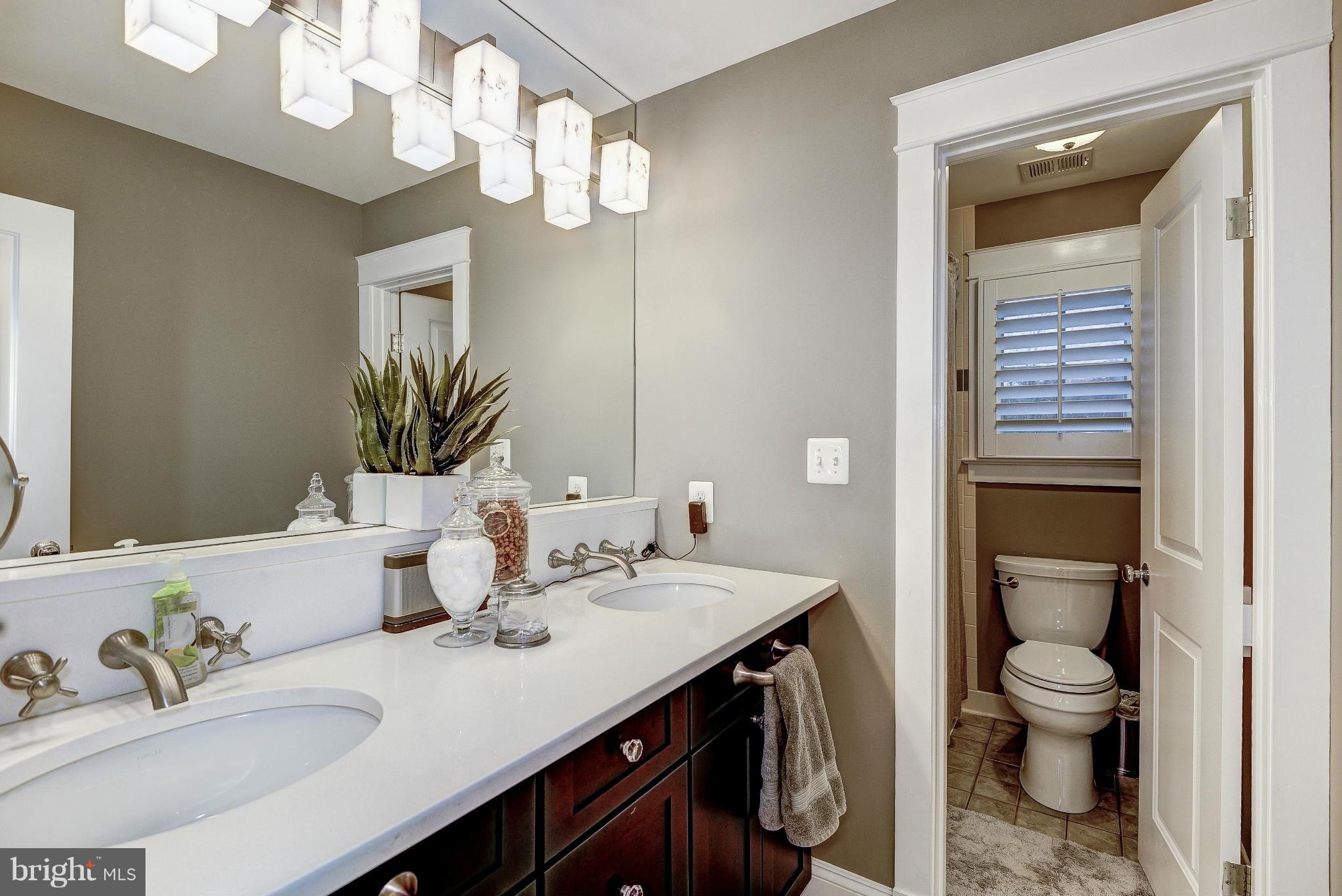 1901 Kirby Road McLean, VA 22101 - Photo 23 of 29 Full BA w/quartz vanity top, shower/tub
