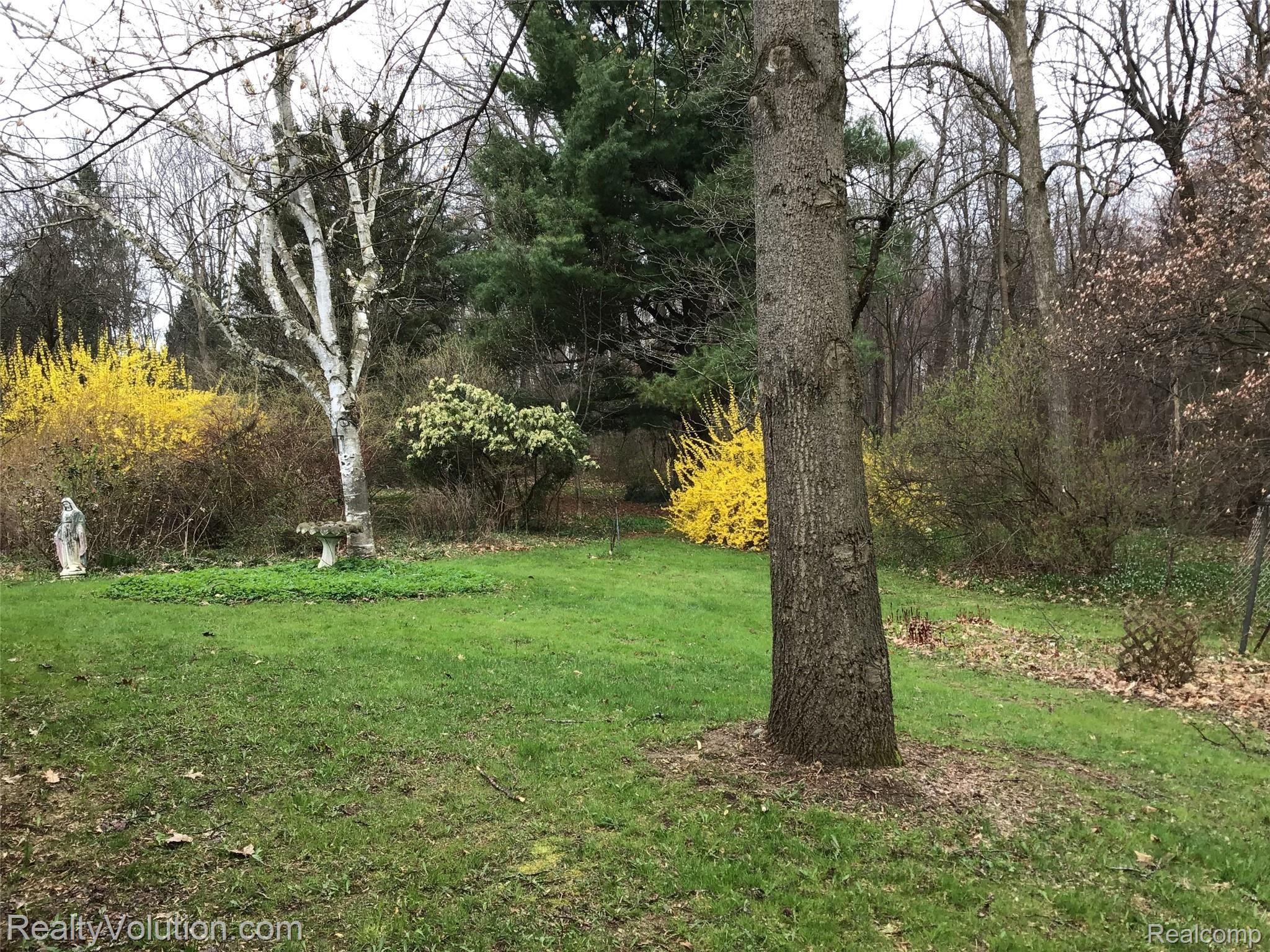2260 South Lake George Road Metamora, MI 48455 - Photo 33 of 49 5FAA72BA-ECD1-4DF9-9EF1-0CF92565AB97.jpeg